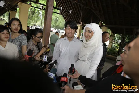 Foto Zaskia Sungkar