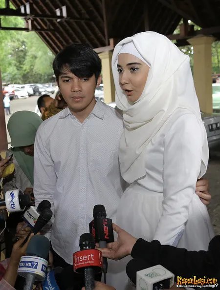 Foto Zaskia Sungkar