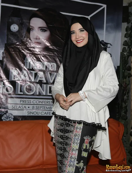 Foto Zaskia Sungkar