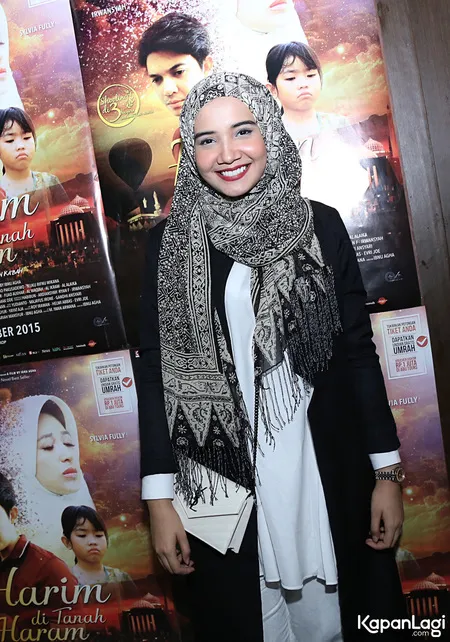 Foto Zaskia Sungkar