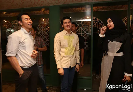 Foto Zaskia Sungkar