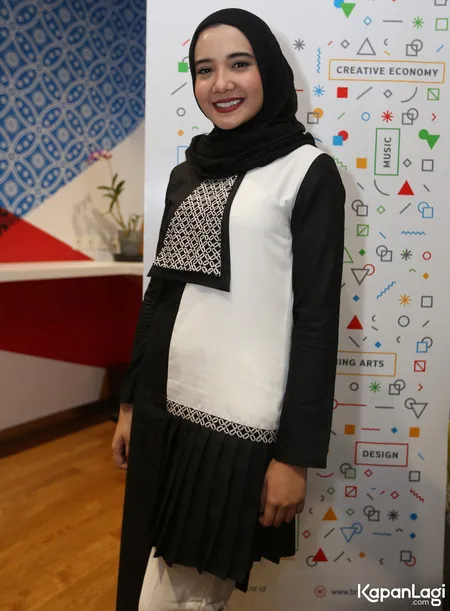 Foto Zaskia Sungkar