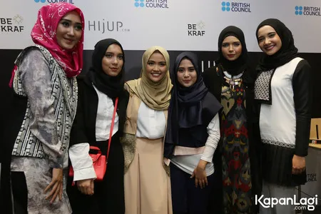 Foto Zaskia Sungkar