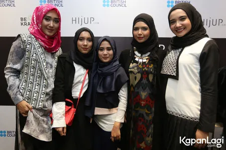 Foto Zaskia Sungkar