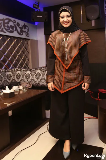 Foto Zaskia Sungkar