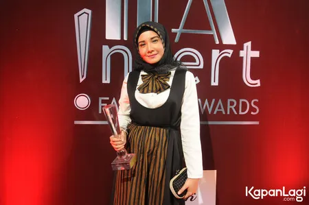 Foto Zaskia Sungkar