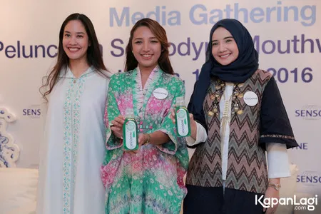 Foto Zaskia Sungkar
