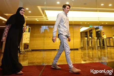 Foto Zaskia Sungkar