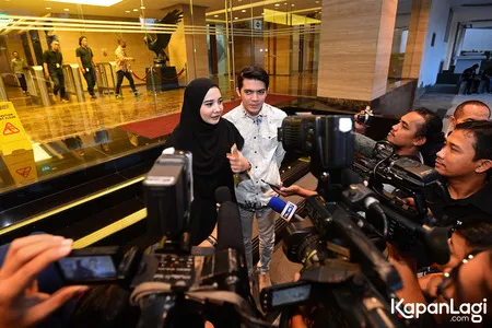 Foto Zaskia Sungkar