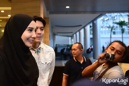 Foto Zaskia Sungkar