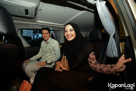 Foto Zaskia Sungkar