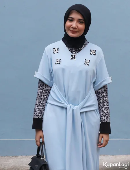 Foto Zaskia Sungkar