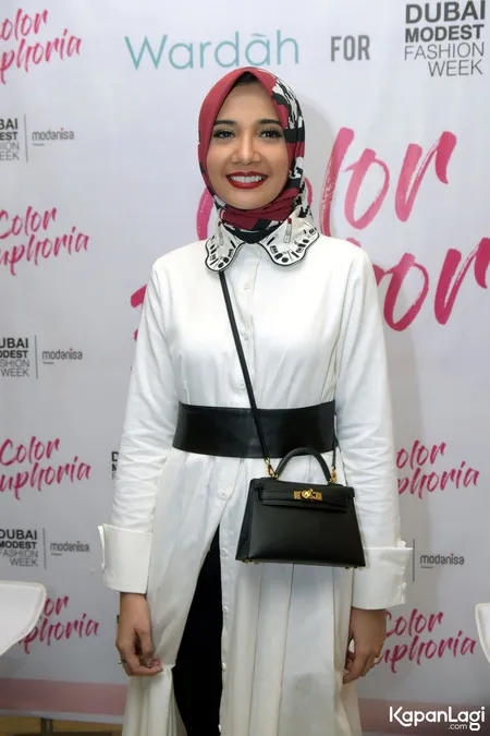 Foto Zaskia Sungkar