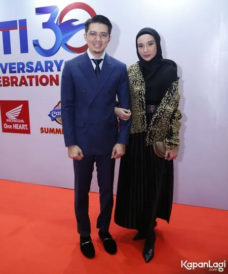 Foto Zaskia Sungkar