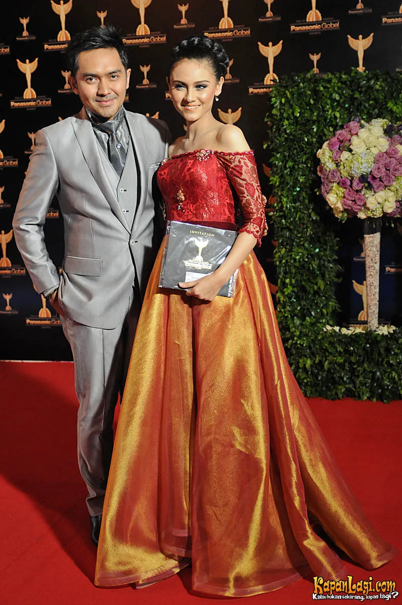 Prabu Revolusi dan Zee Zee Shahab. Foto: KapanLagi.com