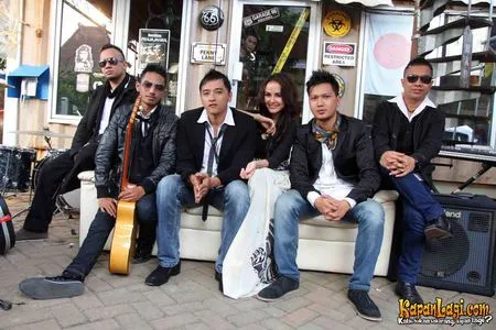 Foto Zeevo Band