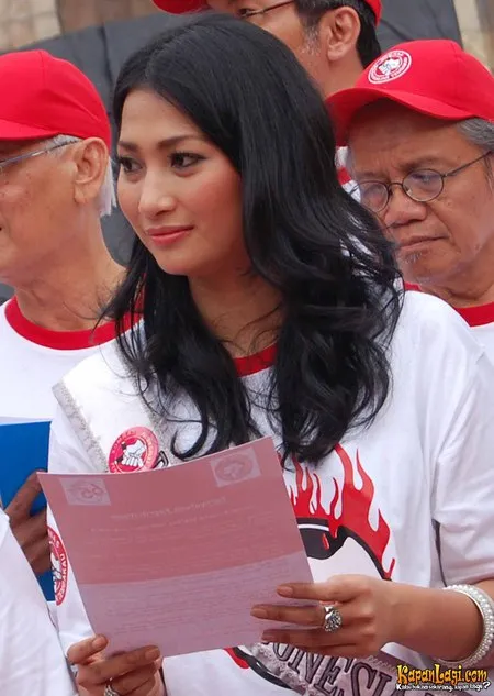 Foto Zukhriatul Hafidzah