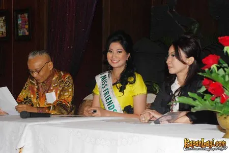 Foto Zukhriatul Hafidzah