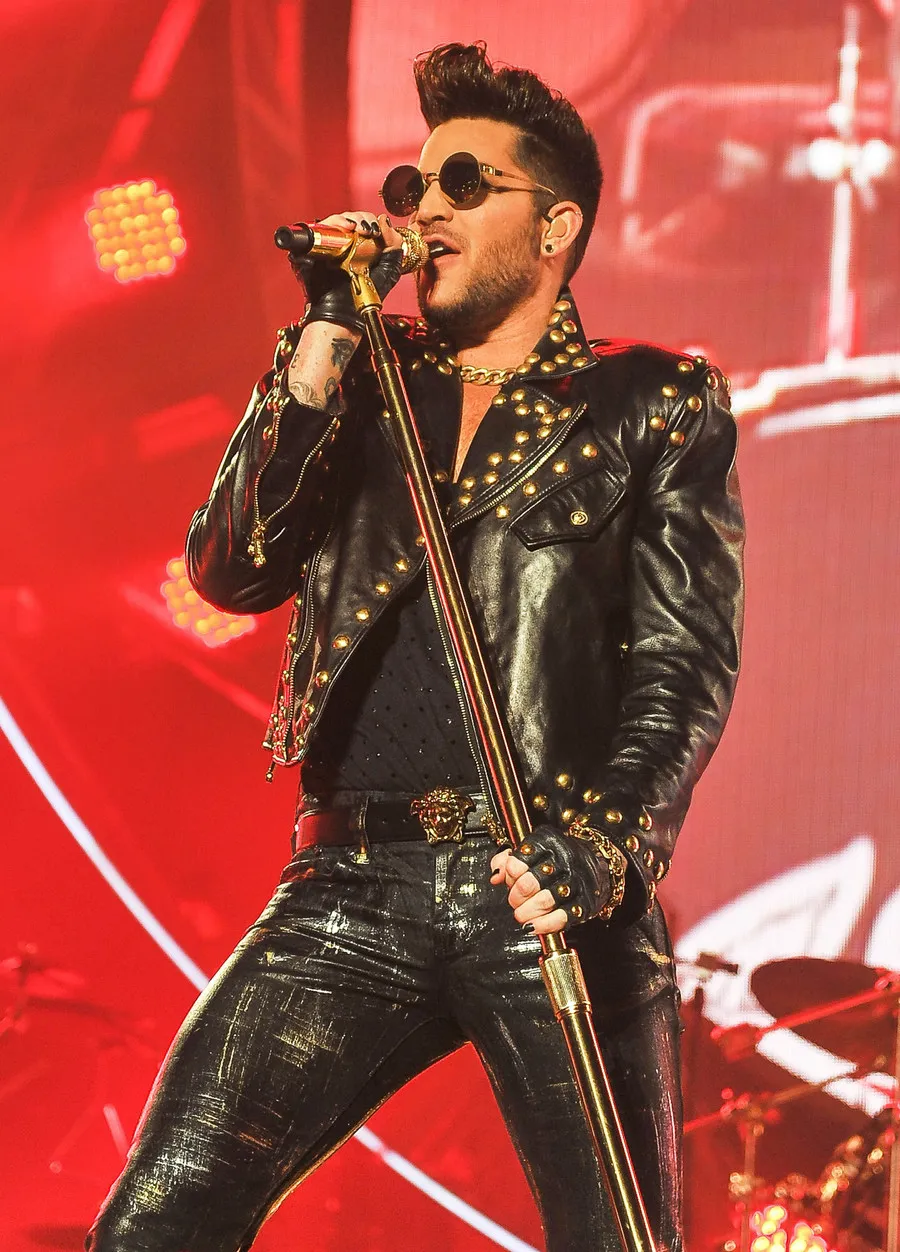 Adam Lambert Rilis 2 Single @Fameflynet