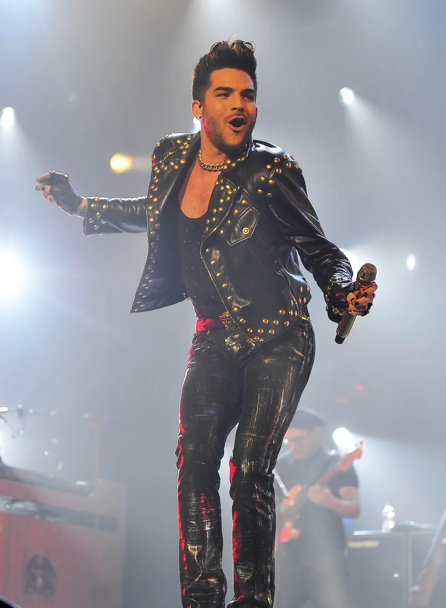 Adam Lambert © Fameflynet