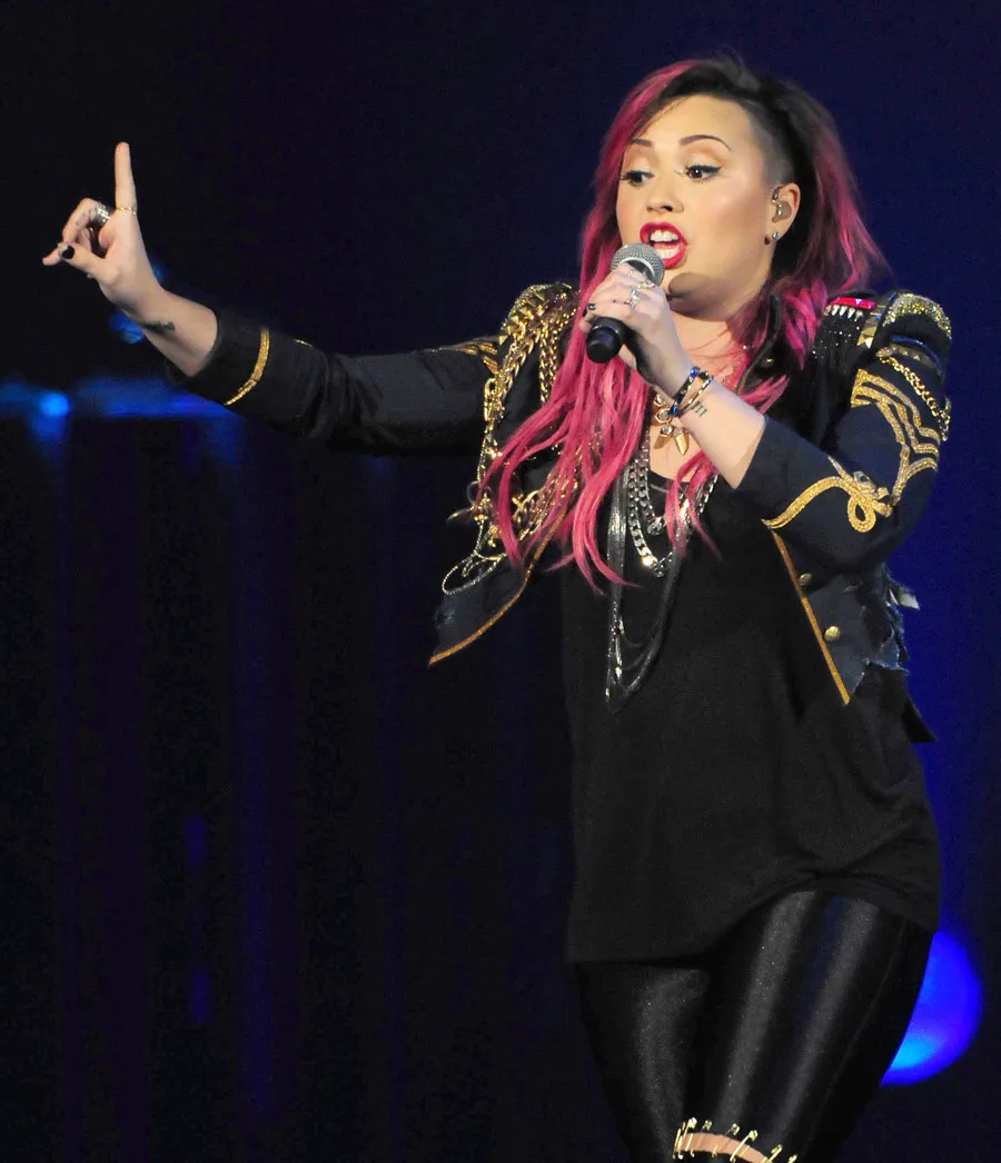 Demi Lovato @ fameflynet.com