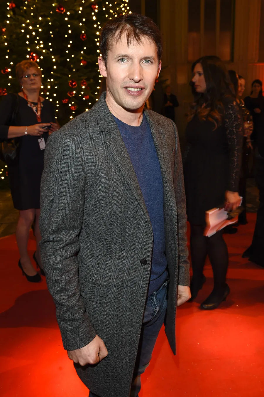 James Blunt, membawa semangat serta refleksi atas pengalaman hidupnya di album 'THE AFTERLOVE' © Fameflynet