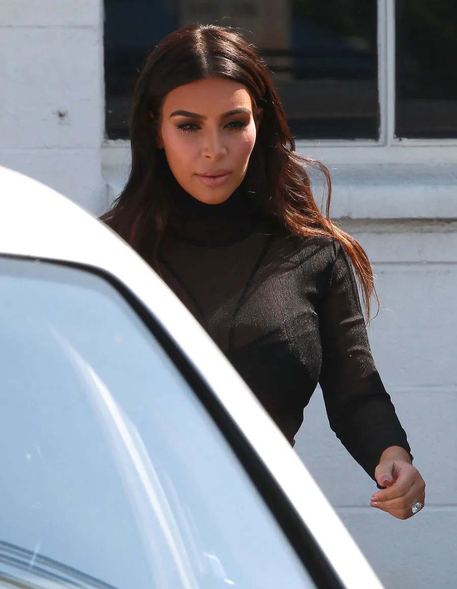 Kim Kardashian sedang jalani diet ketat demi tubuh ideal? © Fameflynet
