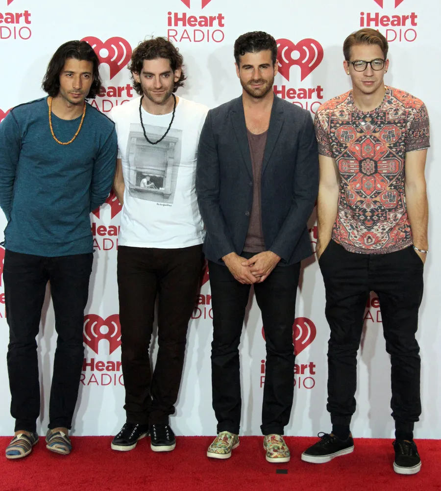 Magic! © Fameflynet