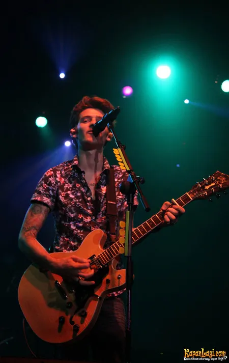 Foto A Rocket to The Moon