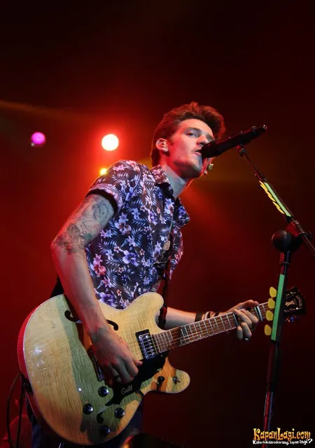 Foto A Rocket to The Moon