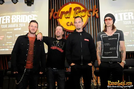 Foto Alter Bridge