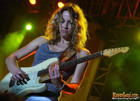 Foto Ana Popovic