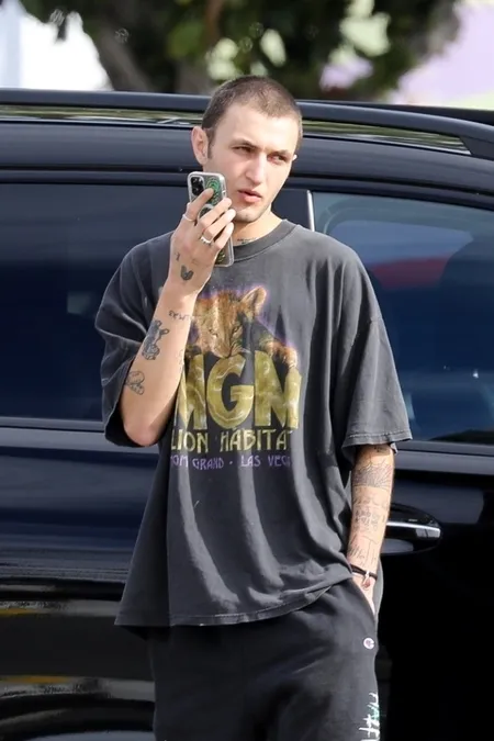 Foto Anwar Hadid