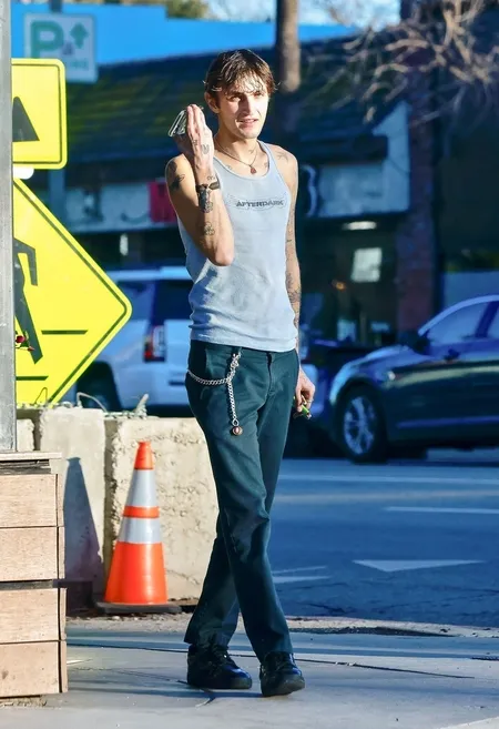 Foto Anwar Hadid