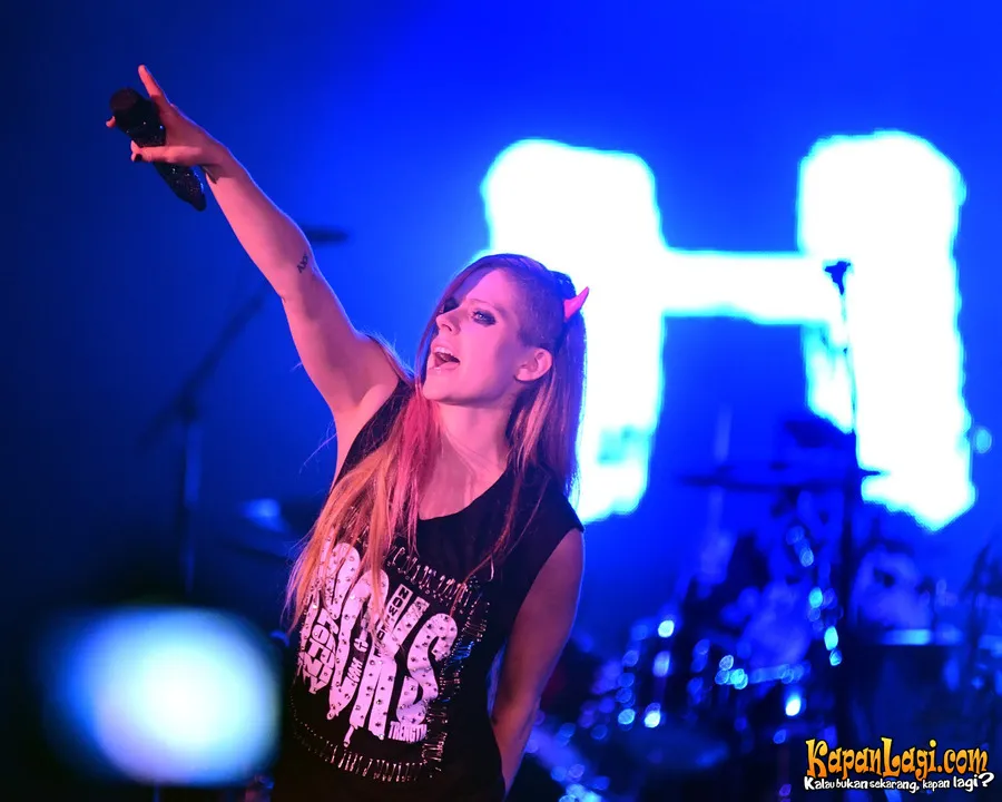Berakting dan pindah ke Italia jadi tujuan berikutnya dalam hidup Avril Lavigne ©KapanLagi.com