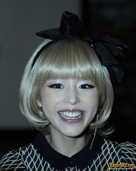 Foto Aya Hirano