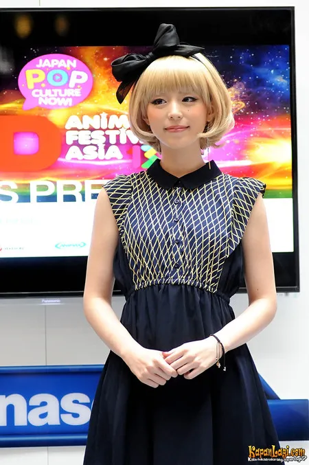 Foto Aya Hirano