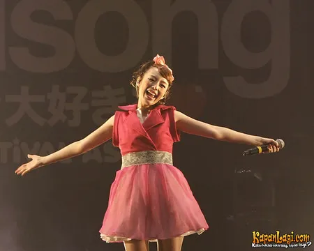 Foto Aya Hirano