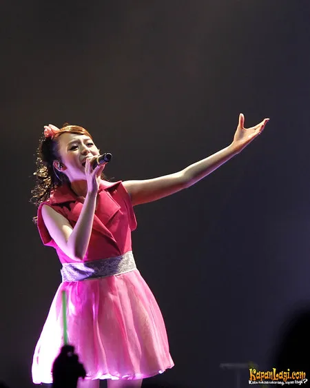 Foto Aya Hirano