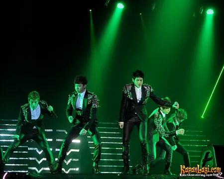 Foto BEAST