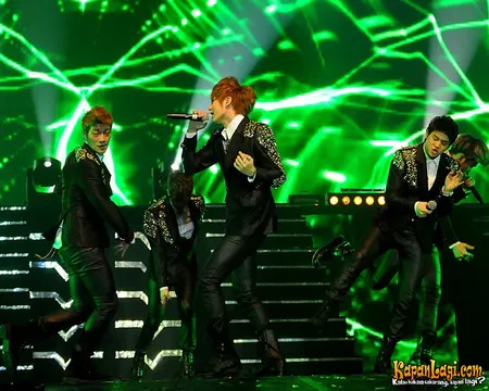 Foto BEAST