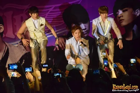 Foto BTOB