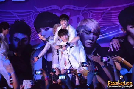 Foto BTOB