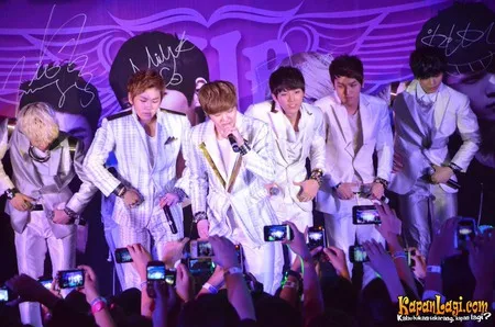 Foto BTOB