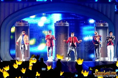 Foto Big Bang