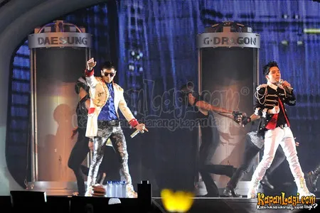Foto Big Bang
