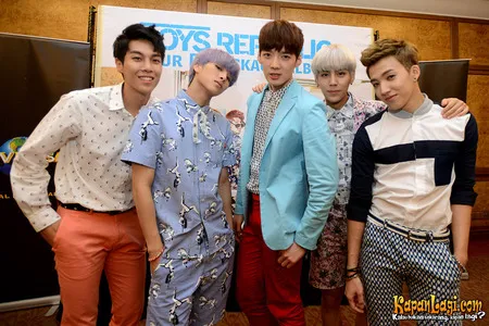 Foto Boys Republic