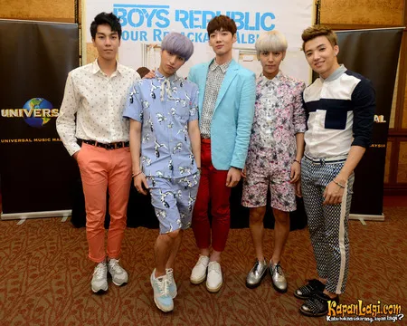 Foto Boys Republic