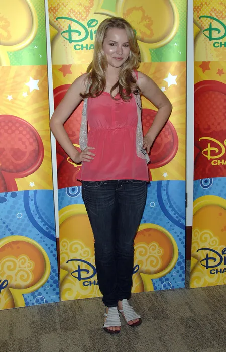 Foto Bridgit Mendler