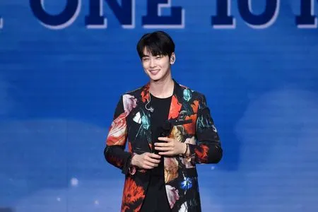 Foto Cha Eun Woo
